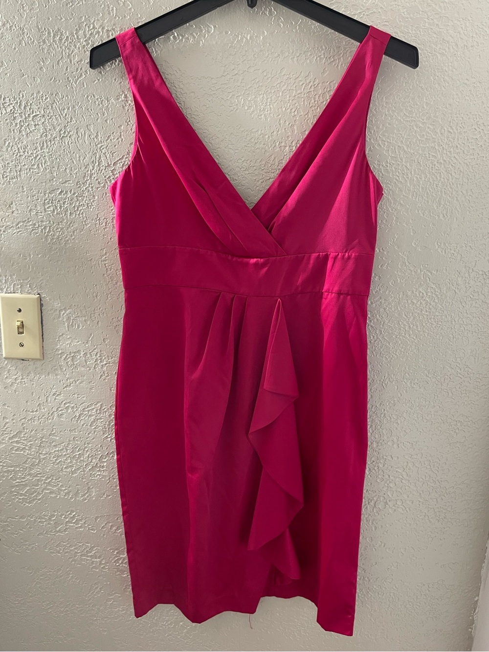 Banana Republic Hot Pink V-Neck Ruffle Sheath Dress‎ Evening Wear Size 12